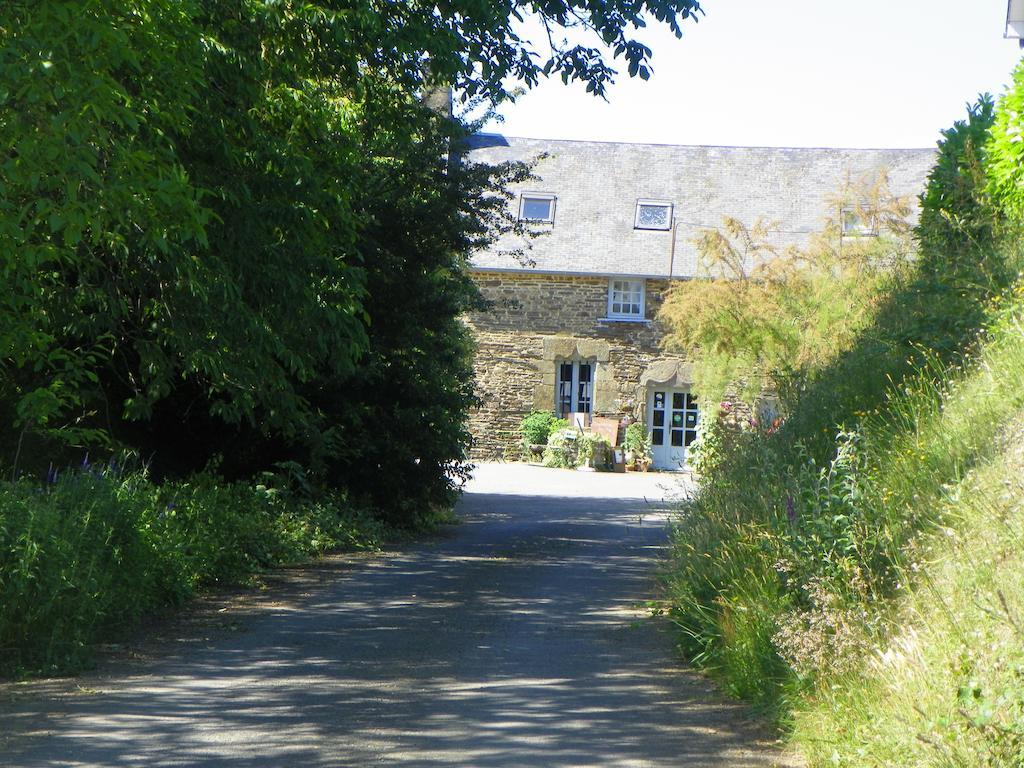 Ferme De La Gortiere Bed & Breakfast Le Teilleul Dış mekan fotoğraf